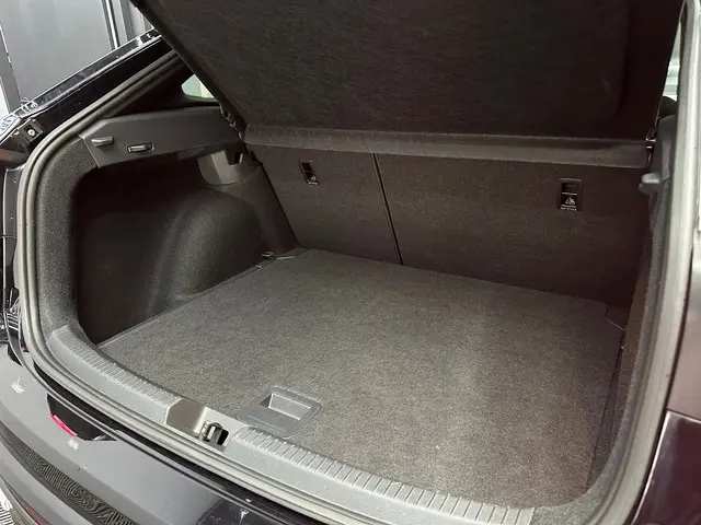 Volkswagen Taigo 1.5 TSI R-Line 2023 Benzine 13