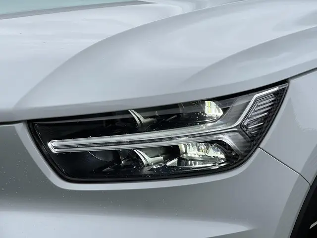 Volvo XC40 1.5 T2 R-Design 2022 Benzine 10