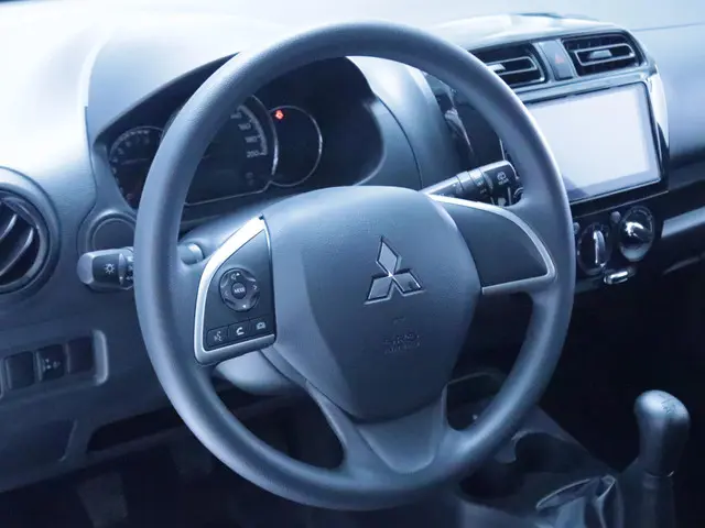 Mitsubishi Space Star 1.2 Connect+ 2024 Benzine 14