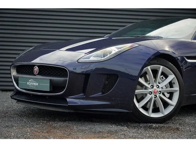 Jaguar F-Type 3.0 V6 Coupé 2016 Benzine 38