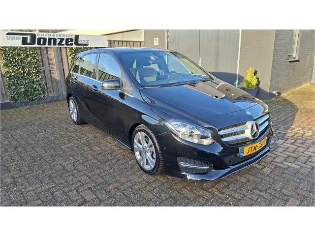 Mercedes-Benz B-Klasse 180 Business 2016 Benzine