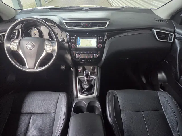 Nissan QASHQAI 1.2 Tekna 2015 Benzine 2