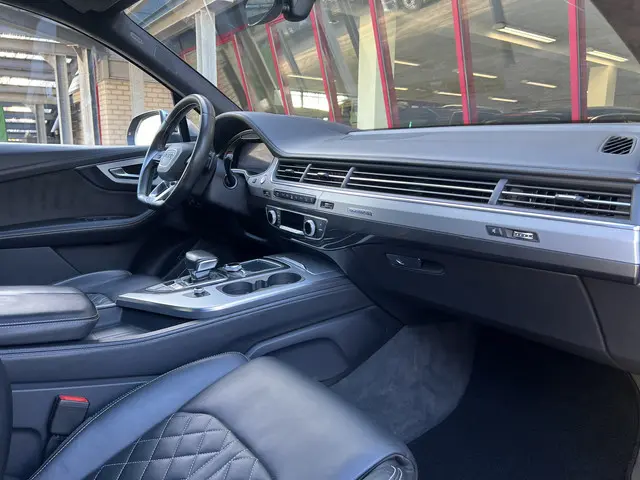 Audi SQ7 4.0 TDI Quattro Pro Line + 7p 2017 Diesel 33