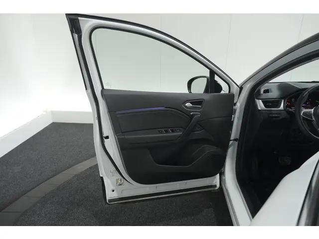 Renault Captur Mild Hybrid 140 EDC Techno 2023 Benzine 73
