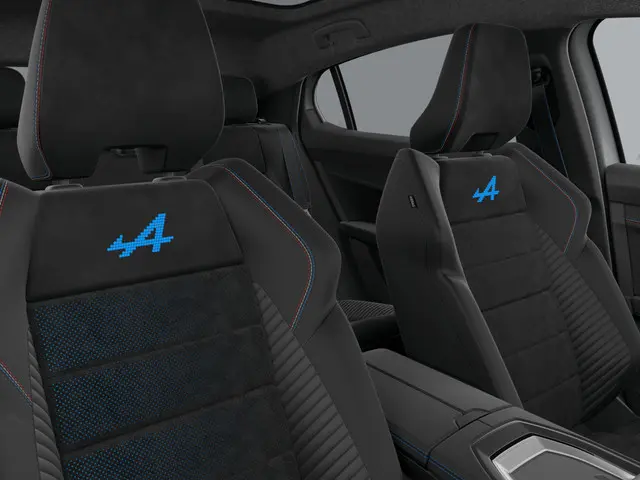 Renault Rafale atelier Alpine 2025 Hybride Benzine 14