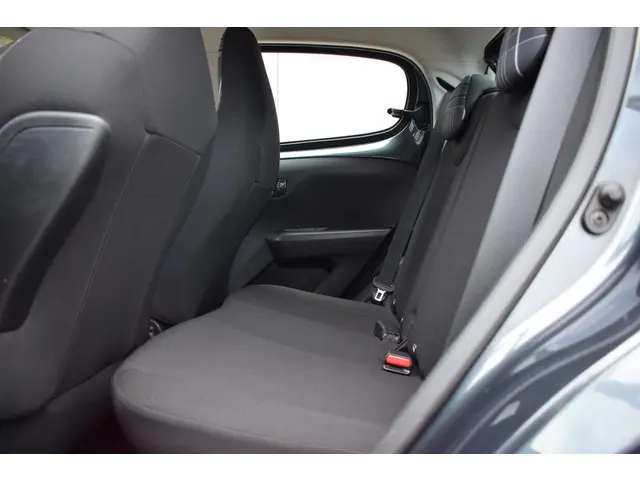Peugeot 108 1.0 VTi 5Drs Blue Lion 2017 Benzine 8