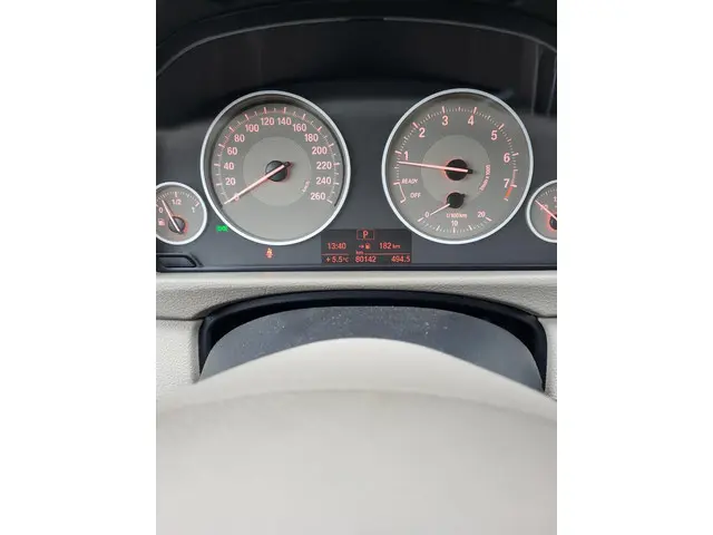 BMW 3 Serie 320 I Hi executive modern 2015 Benzine 11