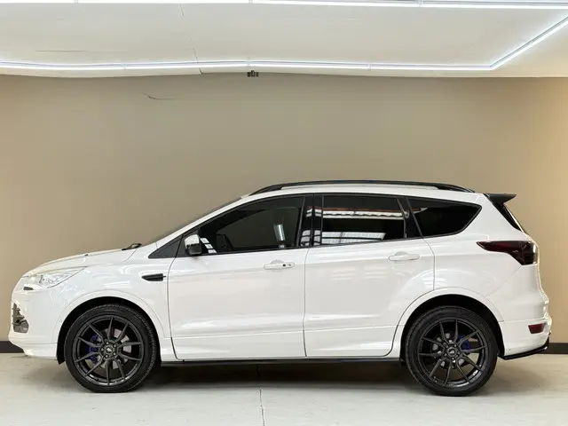 Ford Kuga 1.6 Titanium Plus 4WD, 183Pk, 2015, 2015 Benzine 11