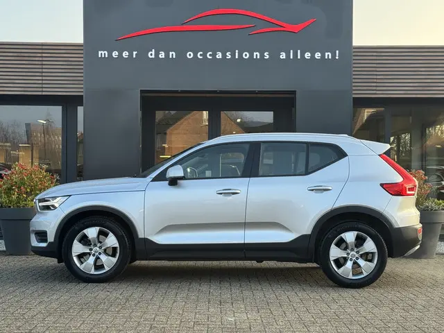 Volvo XC40 T4 Momentum Automaat 2019 Benzine 3