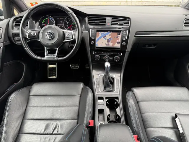 Volkswagen Golf 1.4 TSI GTE 2015 Hybride Benzine 12
