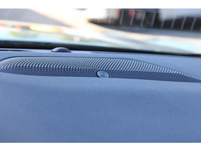 Ford Kuga 2.5 FHEV Active X 2024 Hybride Benzine 60