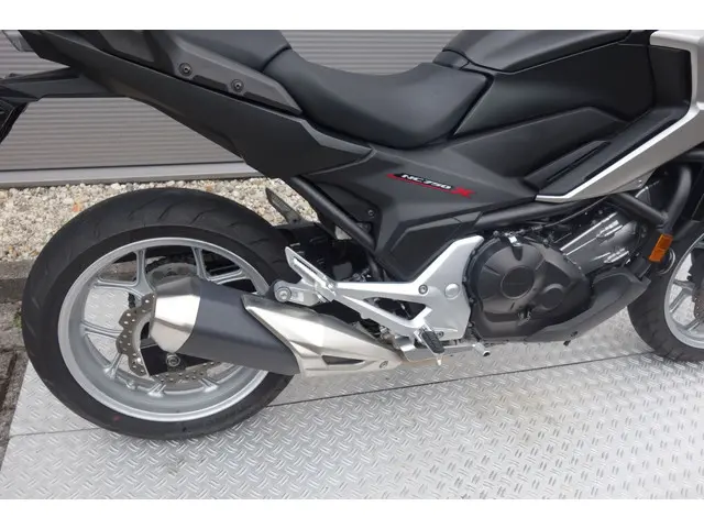 Honda NC 750 X ABS 2016 Benzine 10