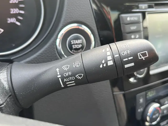 Nissan QASHQAI DIG-T 160 DCT N-Connecta 2019 Benzine 25