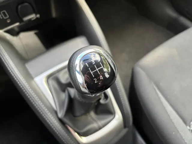 Nissan Micra 1.0 IG-T Acenta 2020 Benzine 23