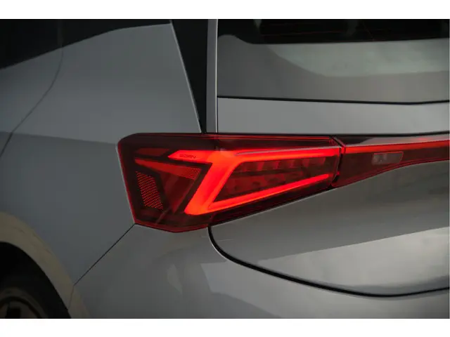 CUPRA Born Copper Edition One 62 kWh 2021 Elektrisch 21