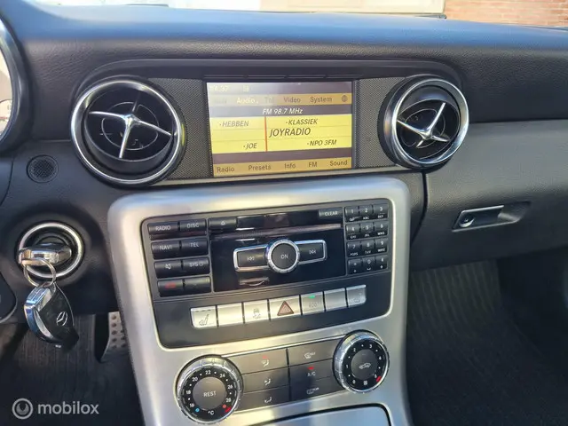 Mercedes-Benz SLK 200 2012 Benzine 13