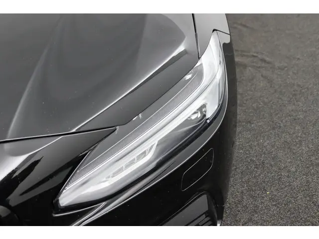 Volvo V90 2.0 T8 AWD R-Design 2021 Hybride Benzine 14