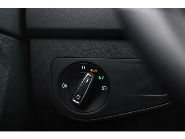 Volkswagen Tiguan 1.5 TSI R-Line DSG 2023 Benzine 9