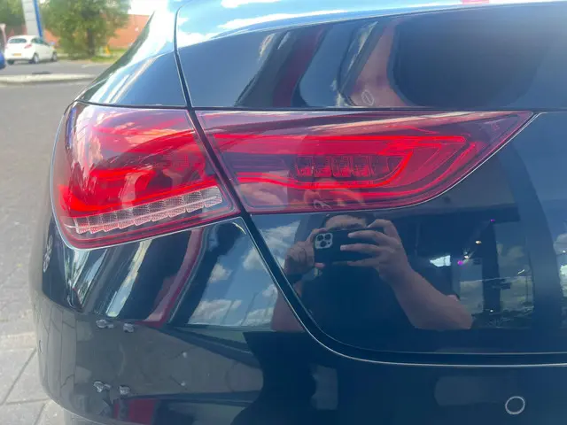 Mercedes-Benz CLA 220 Premium Plus 2019 Benzine 7