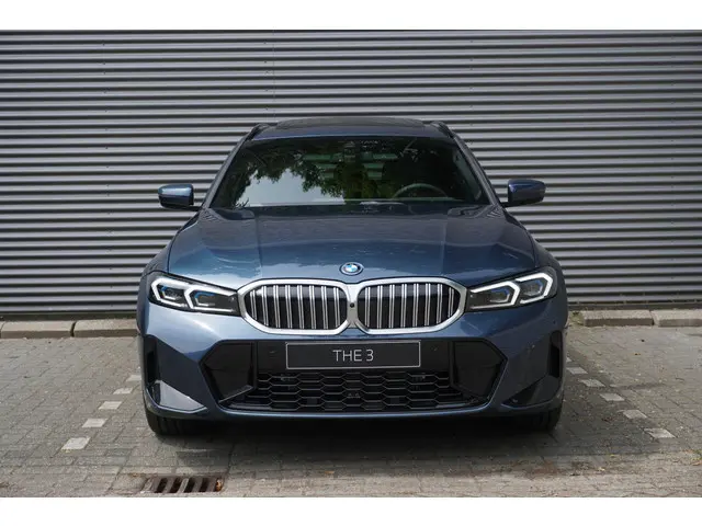 BMW 3 Serie Touring 330e 2025 Hybride Benzine 3