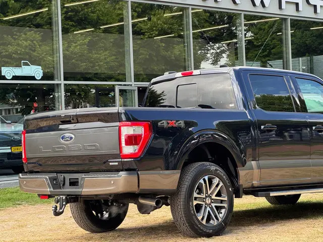 Ford F-150 USA 3.5L V6 Lariat full-spec! 2024 Benzine 7
