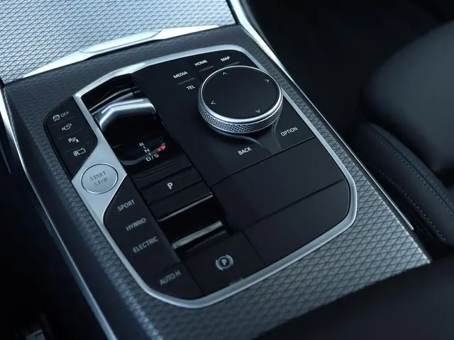 BMW 3 Serie Touring 330e 2025 Hybride Benzine 19