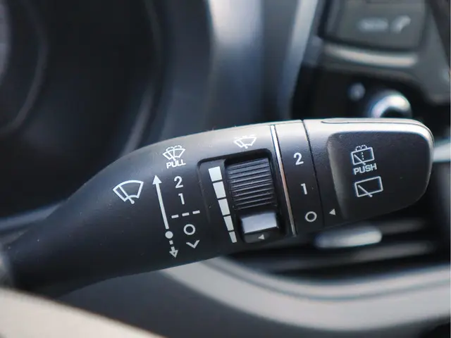 Hyundai i30 1.0 T-GDI Comfort 120pk 2018 Benzine 15