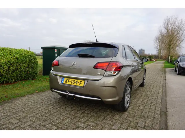 Citroën C4 1.2 PureTech Feel Collection 2016 Benzine 4