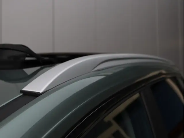 DFSK E5 PHEV 1.5 L2 2025 Hybride Benzine 12