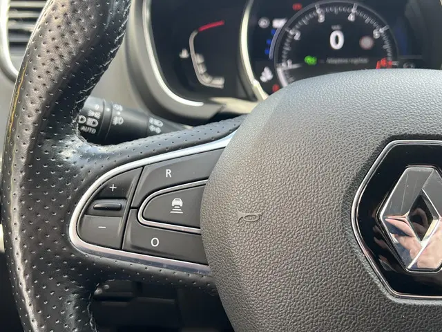 Renault Scénic 1.3 TCe Initiale Paris 2018 Benzine 22