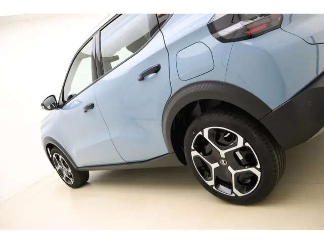 Citroën C3 1.2 Turbo 100PK Plus 2025 Benzine 16