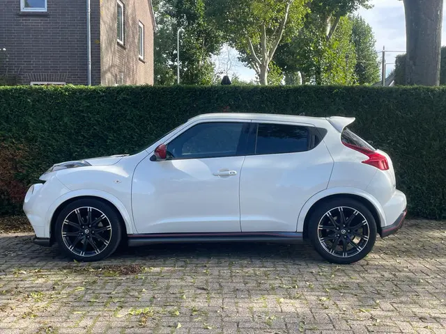 Nissan Juke 1.6 Turbo NISMO|Uniek|Camera| 2013 Benzine 4