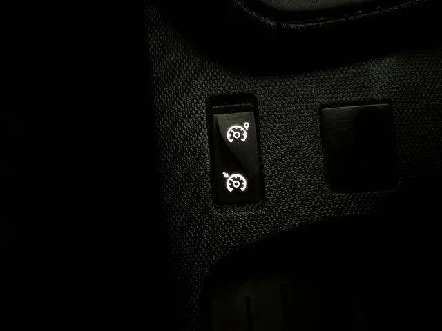 Renault Clio 1.2 16V 2015 Benzine 17