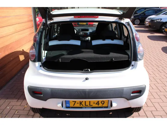 Citroën C1 1.0 Collection 2013 Benzine 11