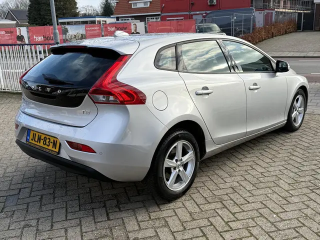 Volvo V40 1.5 T2 122 pk Geartronic Kinetic 2018 Benzine 6