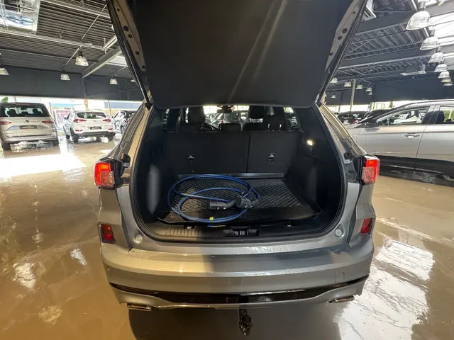 Ford Kuga 2.5 PHEV ST-Line 2022 Hybride Benzine 13