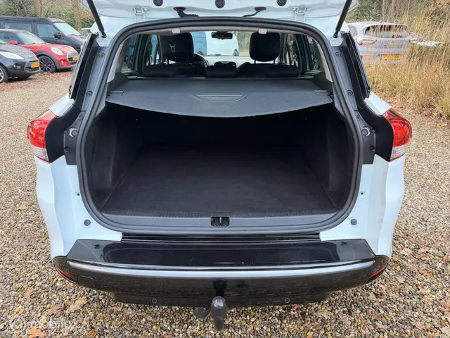 Renault Clio Estate 0.9 TCe Night&Day 2015 Benzine 7