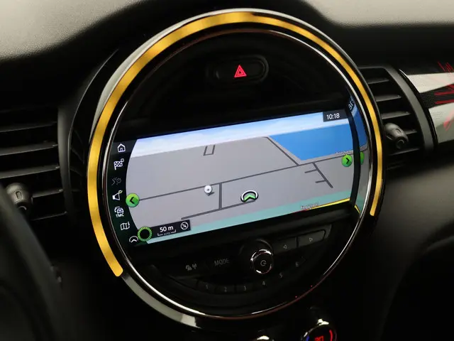 MINI 3-Deurs Cooper 2019 Benzine 25