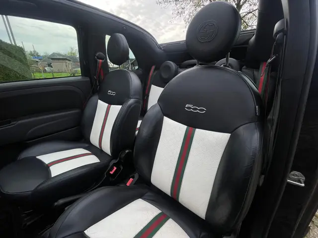 Fiat 500C 0.9 TwinAir by Gucci| UNIEK | NAP | 2013 Benzine 10
