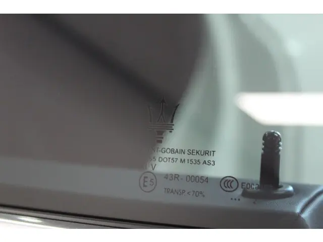 Maserati Levante 2.0 Hybrid Executive 2022 Benzine 13