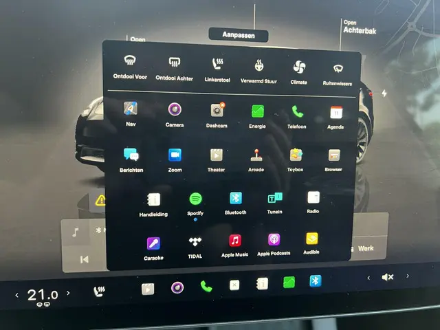 Tesla Model Y Performance AWD 75 kWh 2023 Elektrisch 12