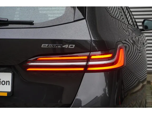 BMW i5 Touring eDrive40 2025 Elektrisch 24