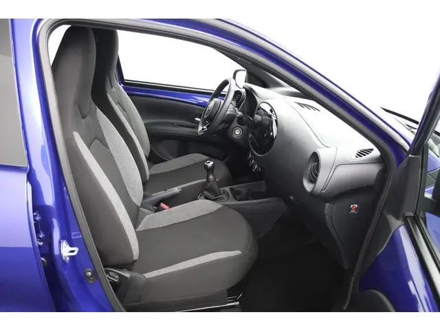 Toyota Aygo X 1.0 VVT-i MT Play 2024 Benzine 22