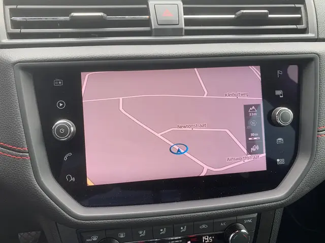 SEAT Arona 1.0 TSI FR Line Business Intense 2019 Benzine 24