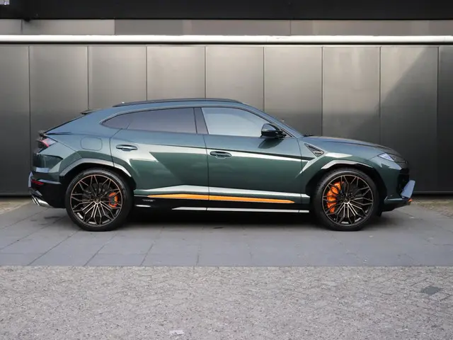 Lamborghini Urus 4.0 V8 Hybrid SE 2026 Hybride Benzine 4