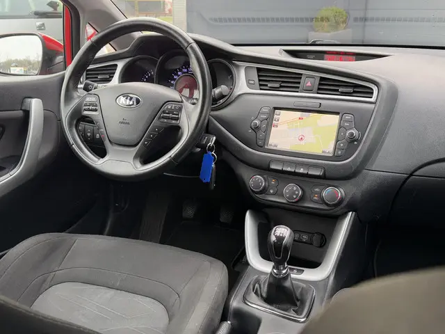 Kia cee'd 1.0 T-GDi First Edition 2016 Benzine 21