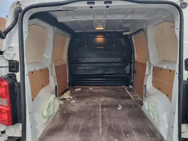 Opel Vivaro 1.5 Diesel .120 S&S Facelift 2024 Diesel 12