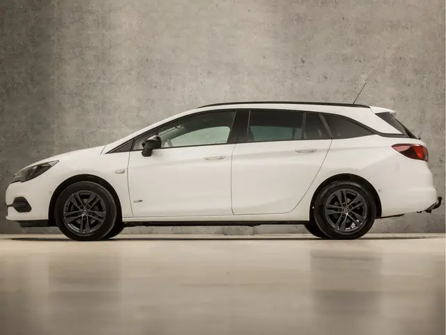 Opel Astra 2