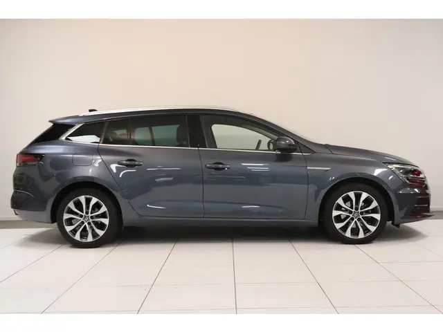 Renault Mégane Estate 1.3 TCe 140 Techno 2023 Benzine 19