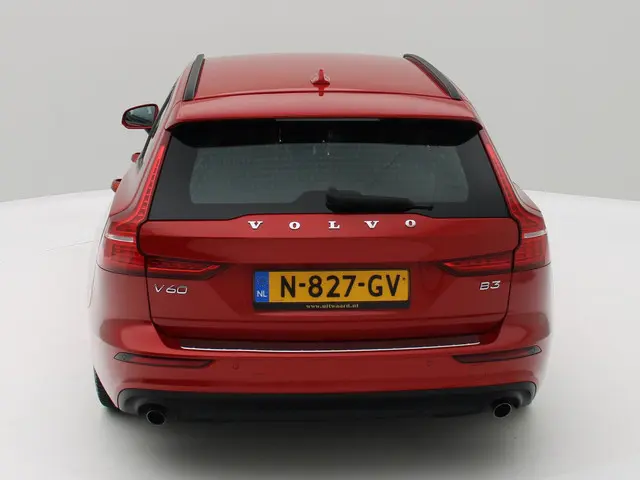 Volvo V60 2.0 B3 Momentum Advantage 2021 Hybride Benzine 5